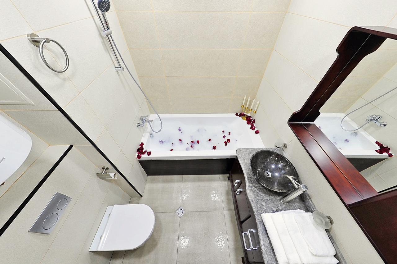Bliss Apartaments On The 22Nd Floor Batumi Exterior foto