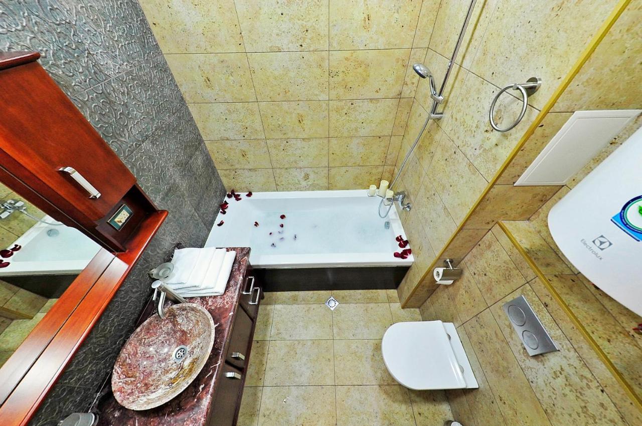 Bliss Apartaments On The 22Nd Floor Batumi Exterior foto